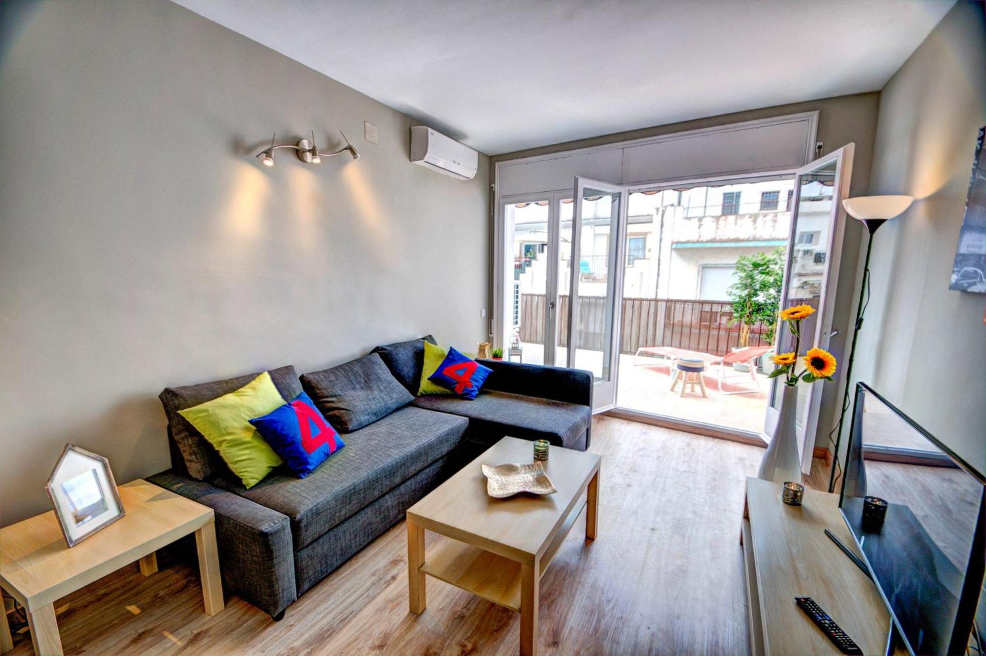 Amazing Terrace In The Center By Hello Homes *